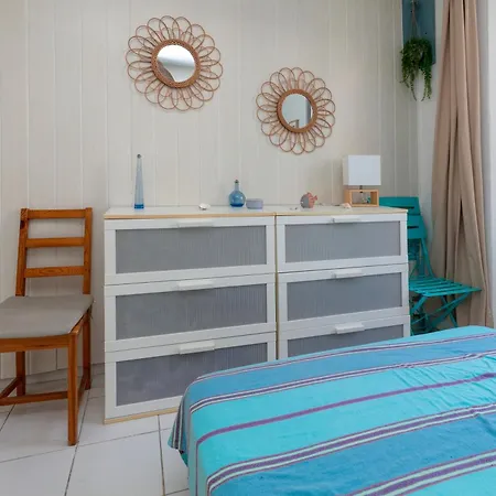 Nid Douillet Entre Et Port * لو بولين