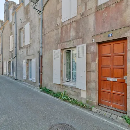 Nid Douillet Entre Et Port