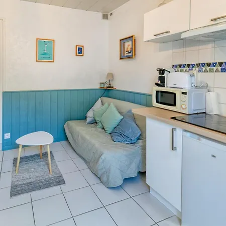 Nid Douillet Entre Et Port * لو بولين